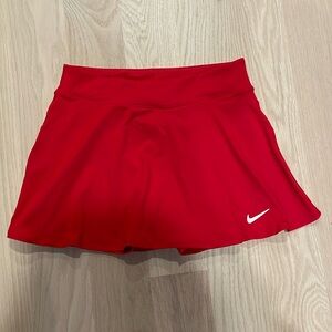 NikeCourt victory skirt in red - like new condition